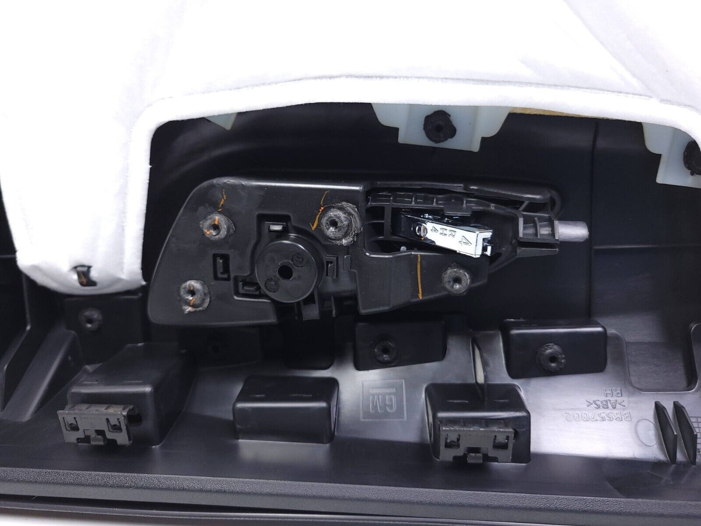 18 19 20 21 Chevrolet Equinox Door Trim Panel Rear Right Passenger Side OEM