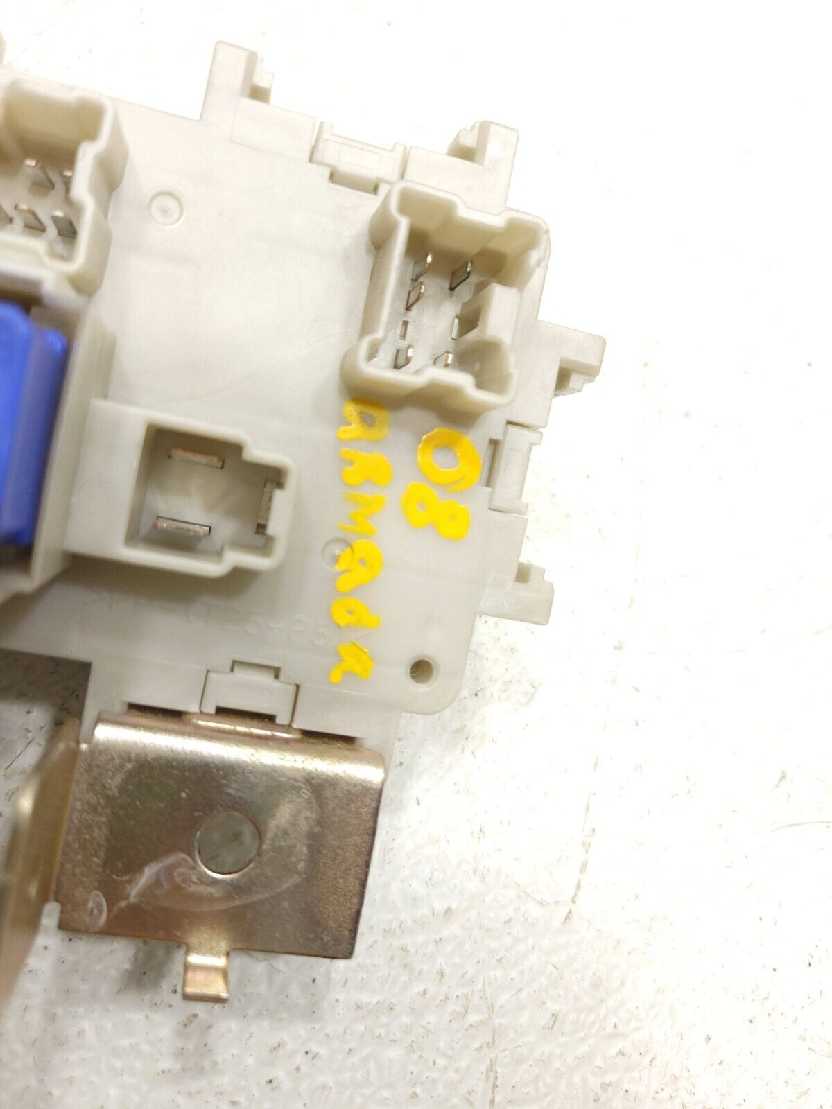 2006-2012 Nissan Armada Fuse Relay Box  OEM