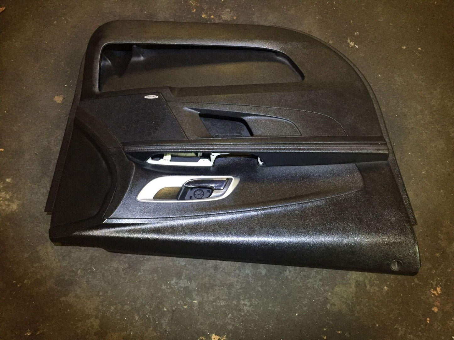 10 11 12 13 Chevrolet Equinox Front Left Door Trim Panel Driver Side OEM