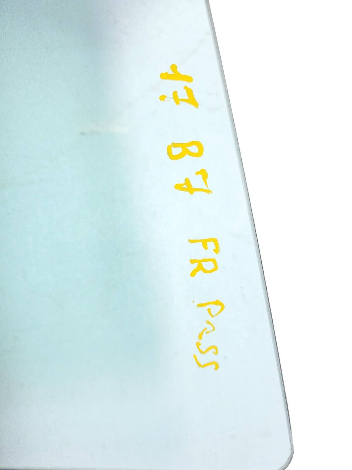 12-19 Volkswagen Passat Front Door Window Glass Passenger Side Right OEM