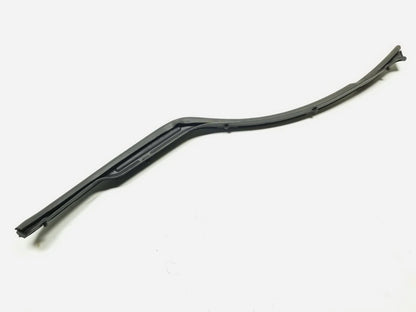 12 - 16 Dodge Grand Caravan Rear Door Seal C Pillar Line Trim Passenger Side OEM