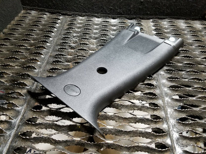 12 13 14 15 16 Hyundai Veloster Center Upper B Pillar Trim Right Pass Side OEM