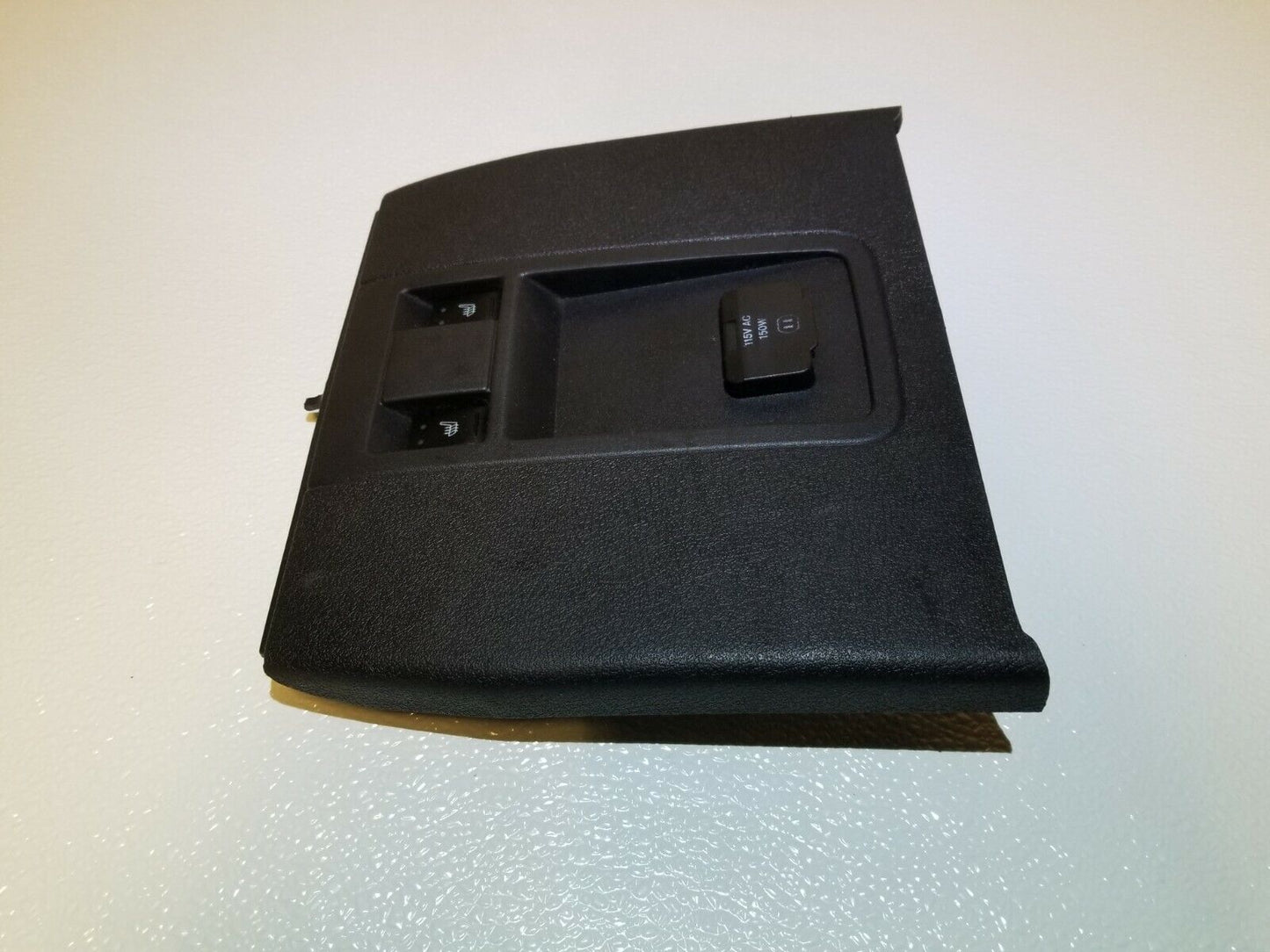 07 08 09 10 Jeep Grand Cherokee Srt8  Rear Seat Heated Switch W/ Trim Panel OEM