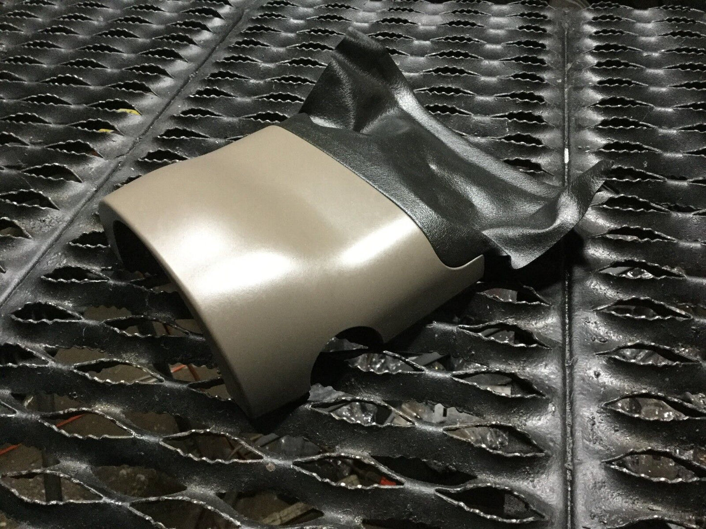 03 04 05 06 Audi A4 B6 Cabrio Steering Column Cover Trim Upper OEM