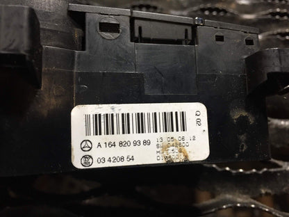 06 07 08 09 10 11 Mercedes Ml350 Rear Climate Control Seat Switch OEM #35 62k