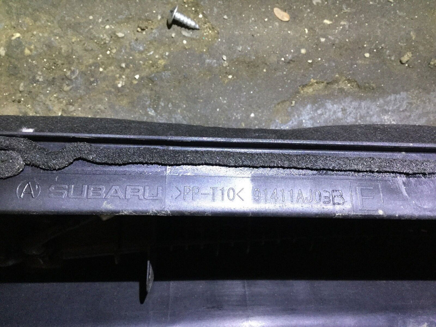 10 11 12 Subaru Legacy Front Windshield Wiper Cowl Vent Grille Panel OEM