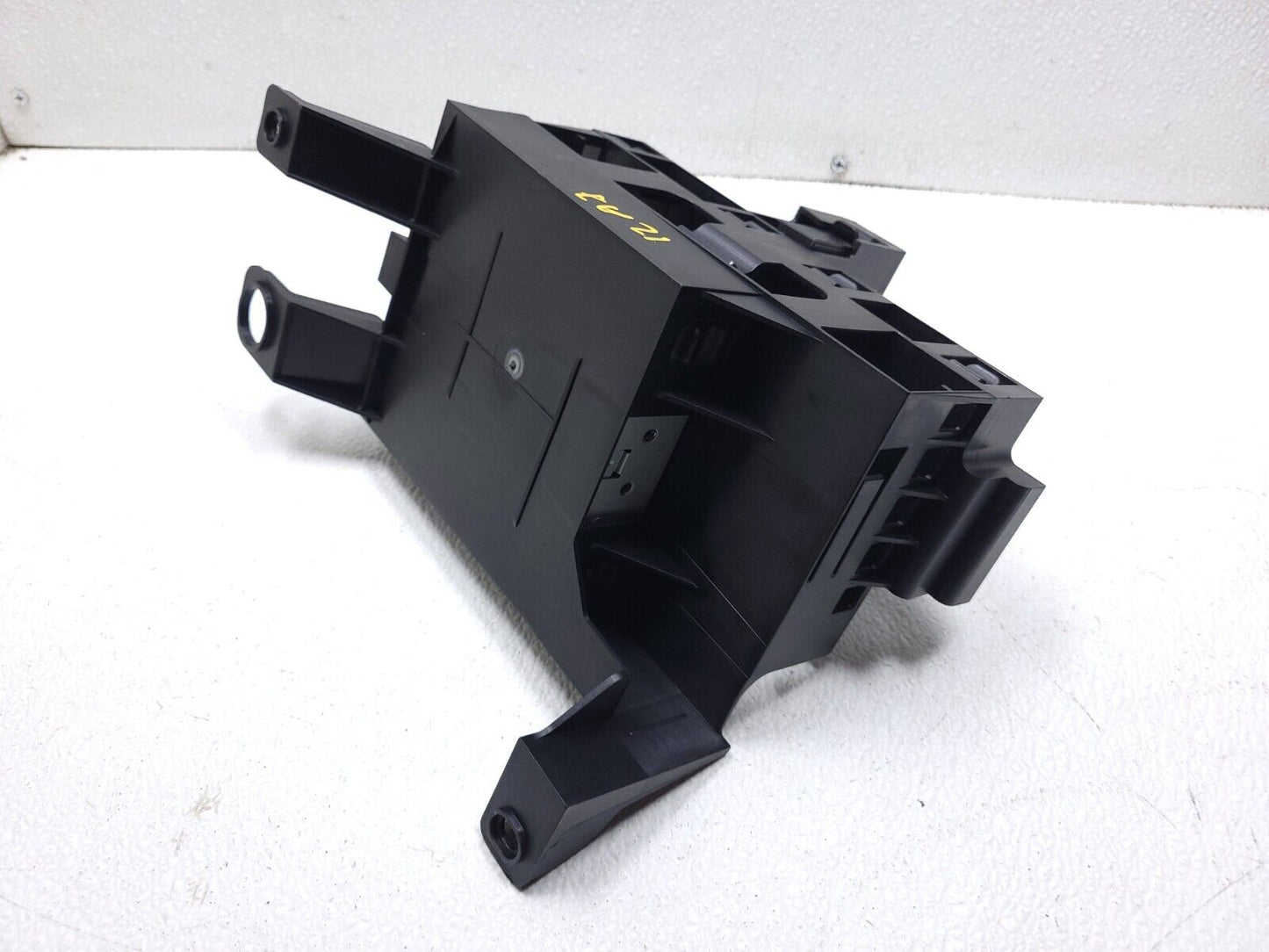 12 13 14 15 16 17 Audi A7 Parking Assits Control Module Mount Bracket OEM