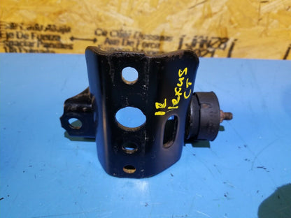 11 12 13 14 15 Lexus CT200h Transmission Mount Bracket OEM