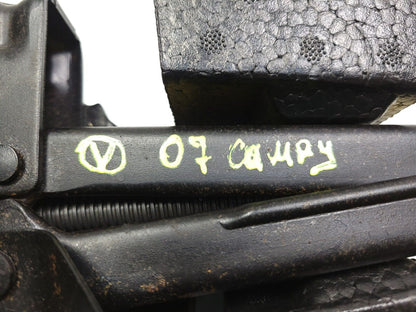 2007-2011 Toyota Camry Spare Tire Jack 09111-aa010 OEM