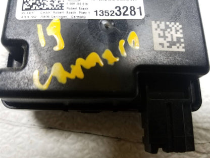 16 17 18 19 20 Chevrolet Camaro  Keyless Entry Computer Control Module OEM