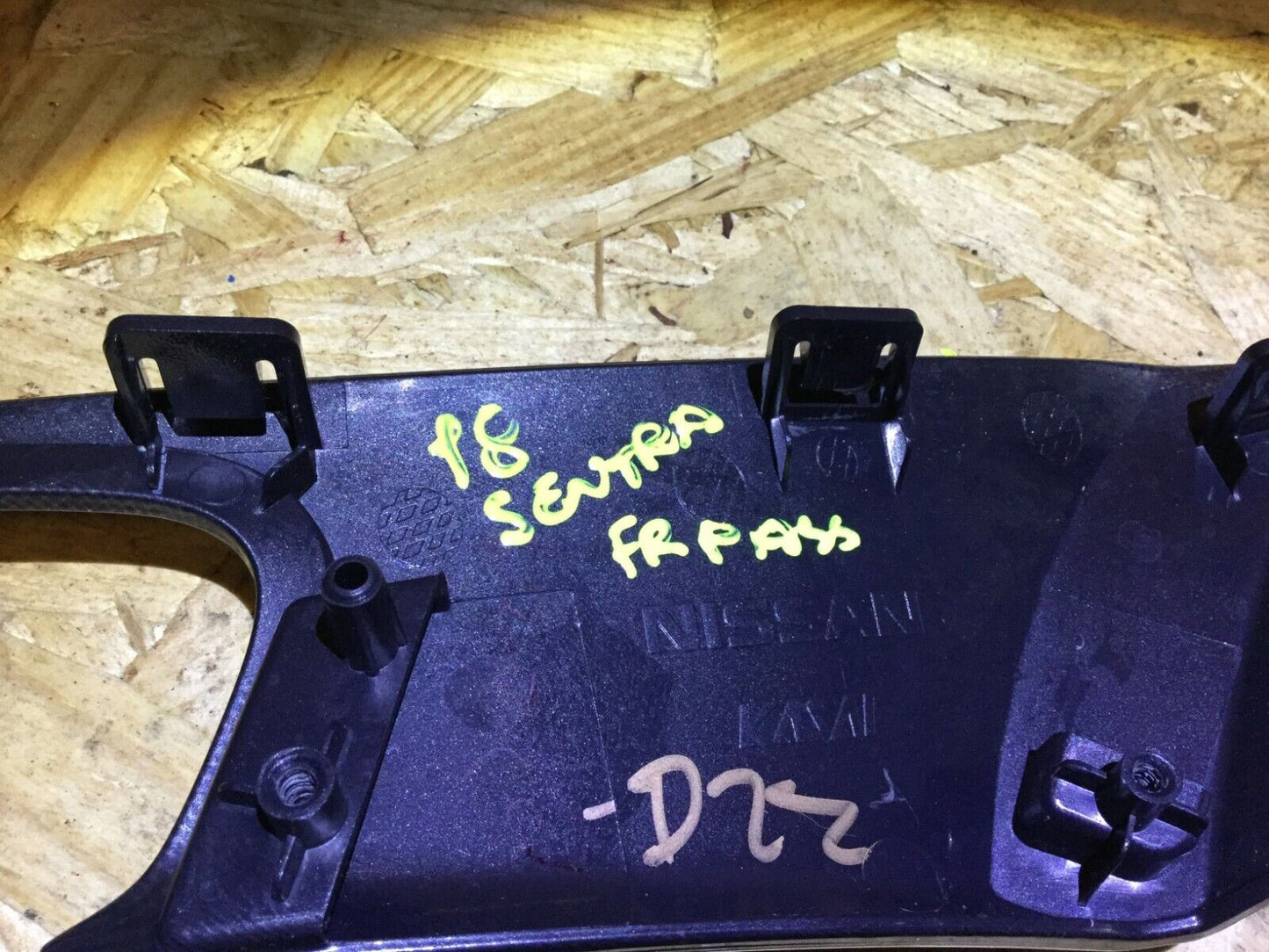 15 16 17 18 Nissan Sentra Front Right Passenger Handle Bezel Trim  OEM 8k