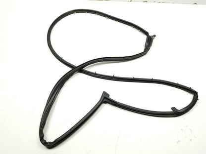 2013 - 2018 Cadillac Ats Front Door Weatherstrip Seal Passenger Side Right OEM