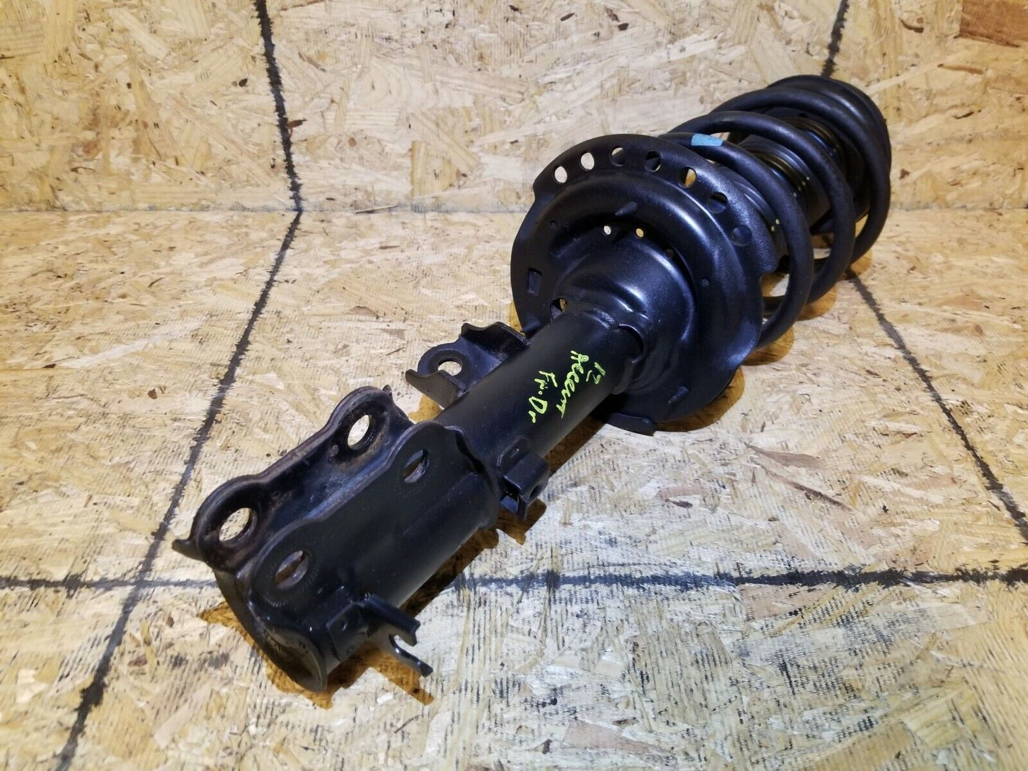12 13 14 15 16 Hyundai Accent Hatch Front Driver Side Shock Strut Absorber OEM