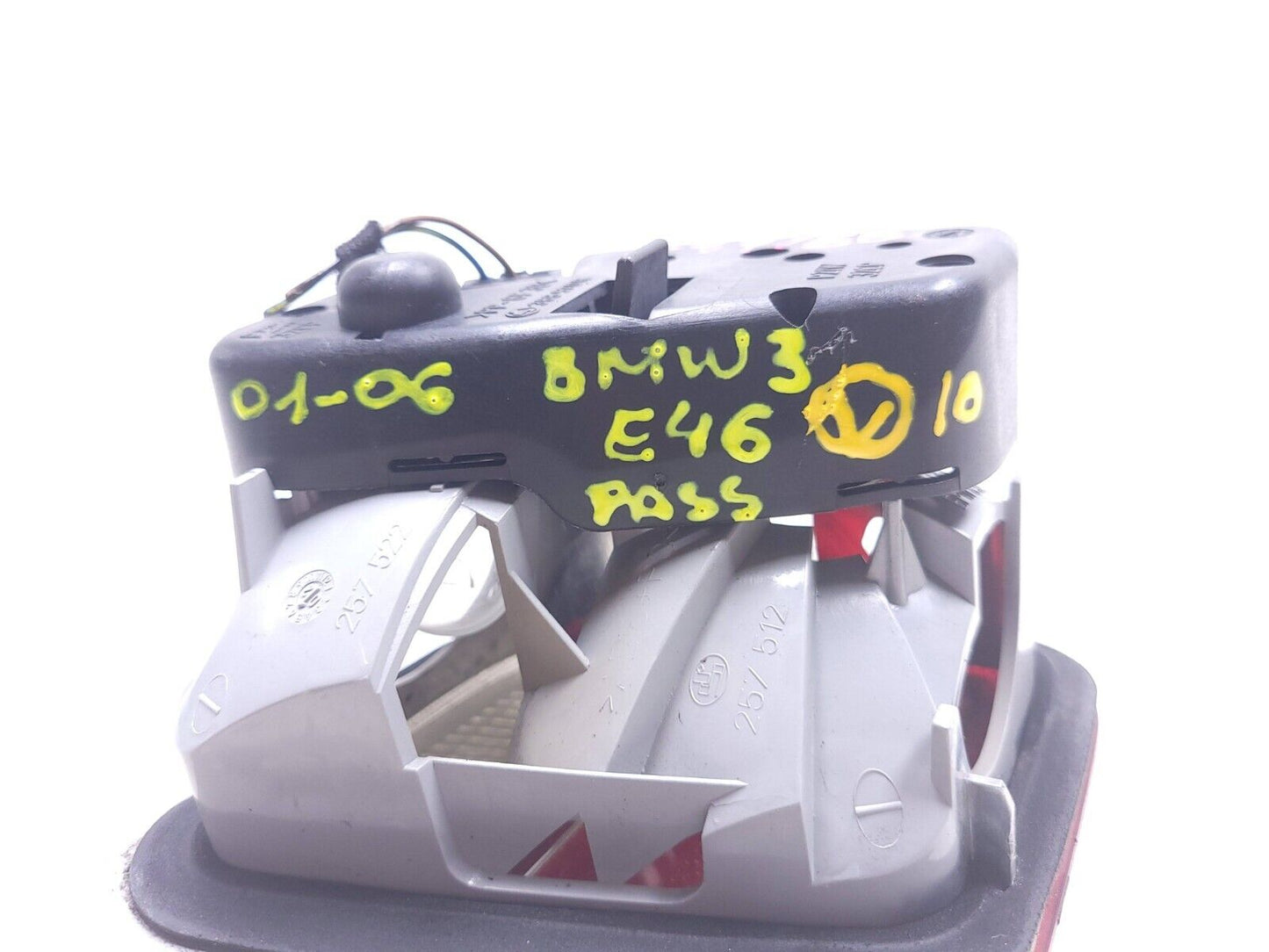 2001 - 2006 BMW 325i 330i E46 Sedan Tail Light Inner Passenger Side Right OEM