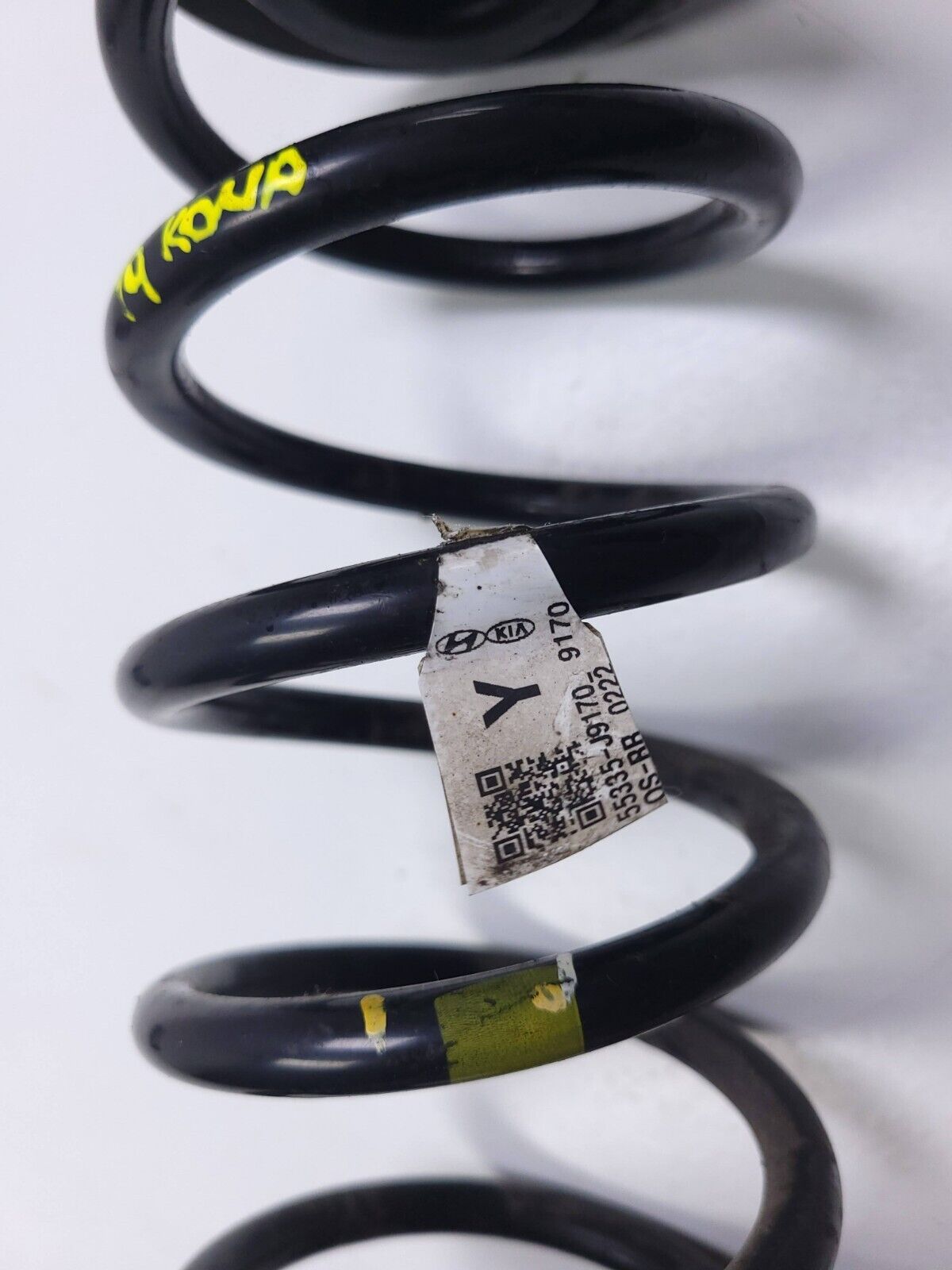 18-21 Hyundai Kona Rear Coil Spring Left & Right OEM