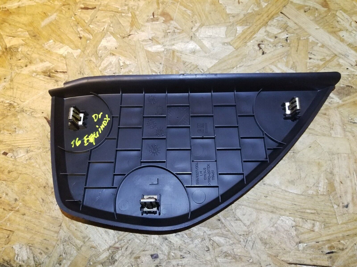 15 16 17 Chevrolet Equinox Dash End Cap Trim Driver Side Left OEM 24k