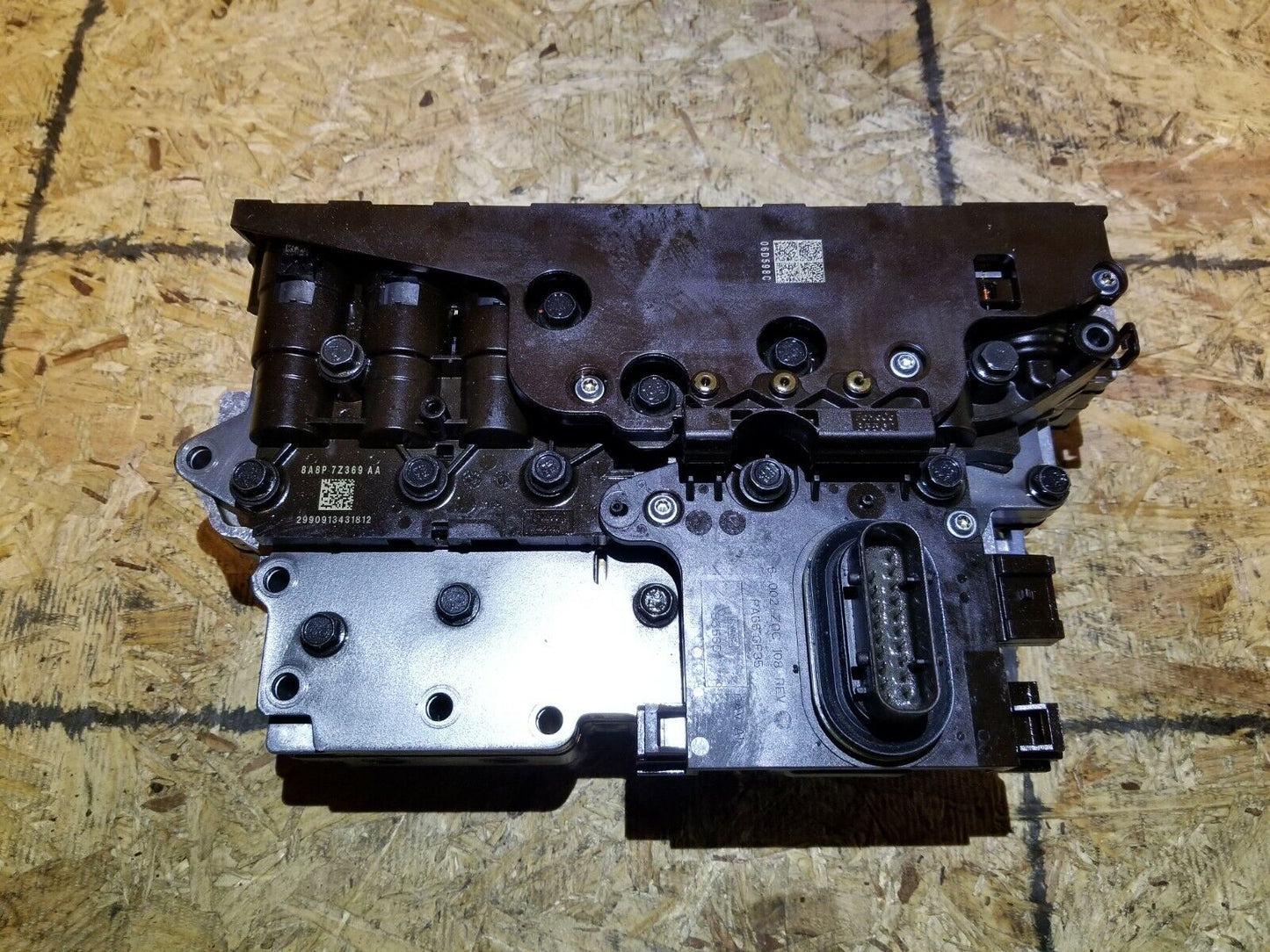 10 11 12 Lincoln MKT 3.5l Atomatic Transmission Valve Body OEM