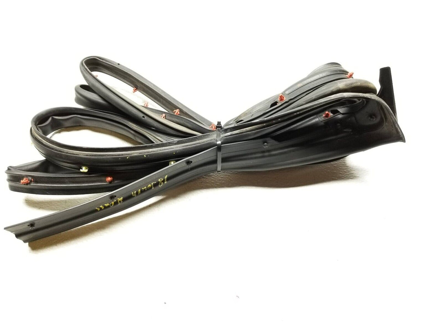 14 15 16 17 18 Dodge Journey Rear Right Pass Side Door Wetherstrip Seal OEM 55k