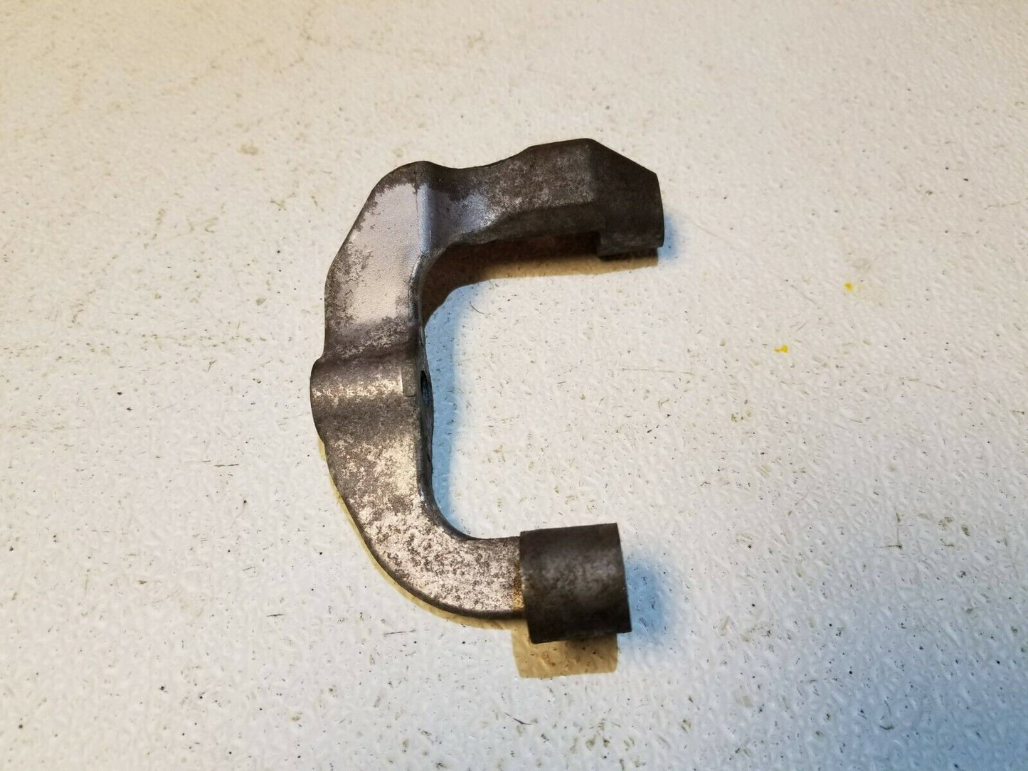 17 18 19 Subaru Impreza 2.0l Engine Transmission Mount Bracket  OEM 64k