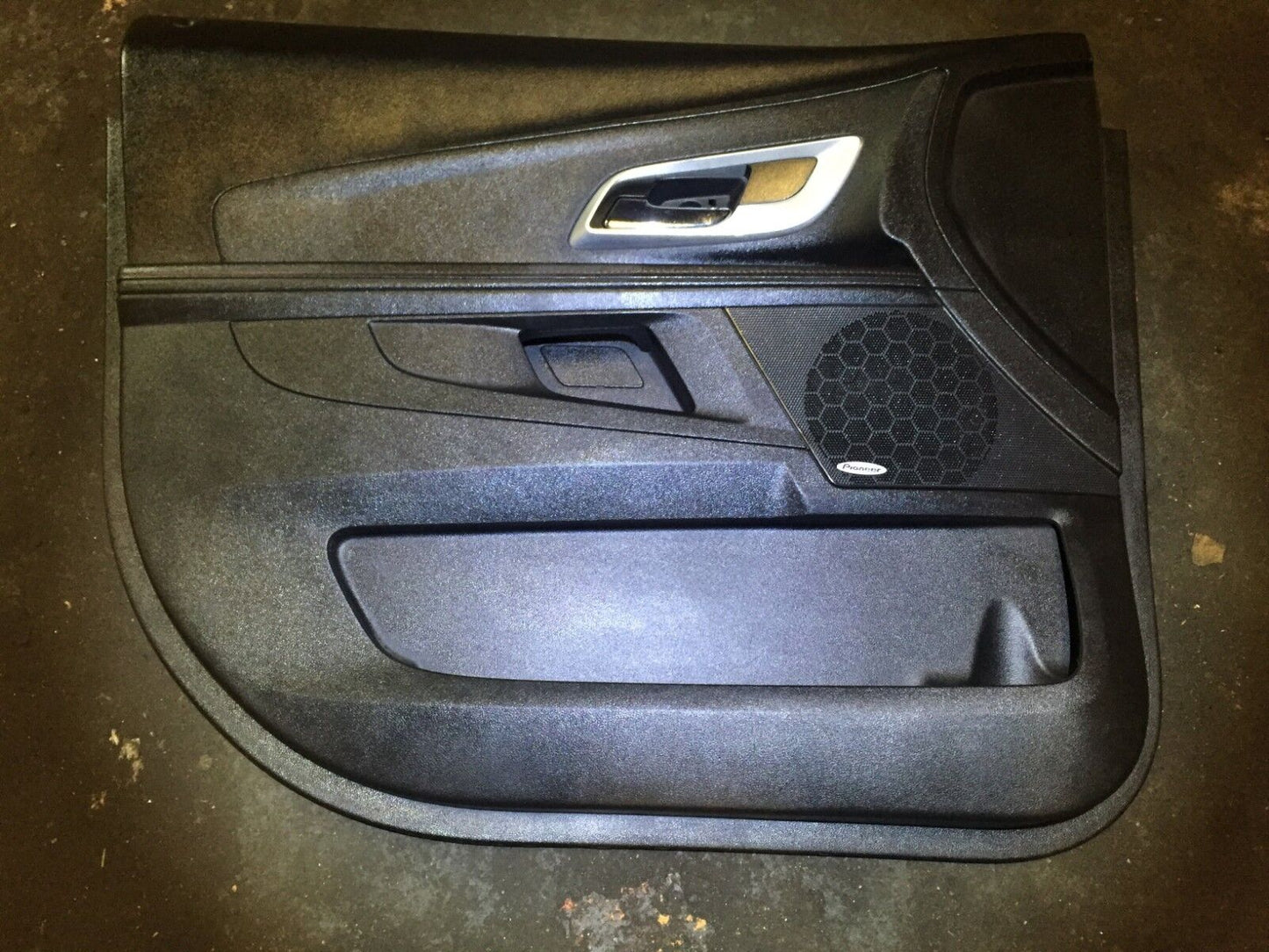 10 11 12 13 Chevrolet Equinox Front Left Door Trim Panel Driver Side OEM