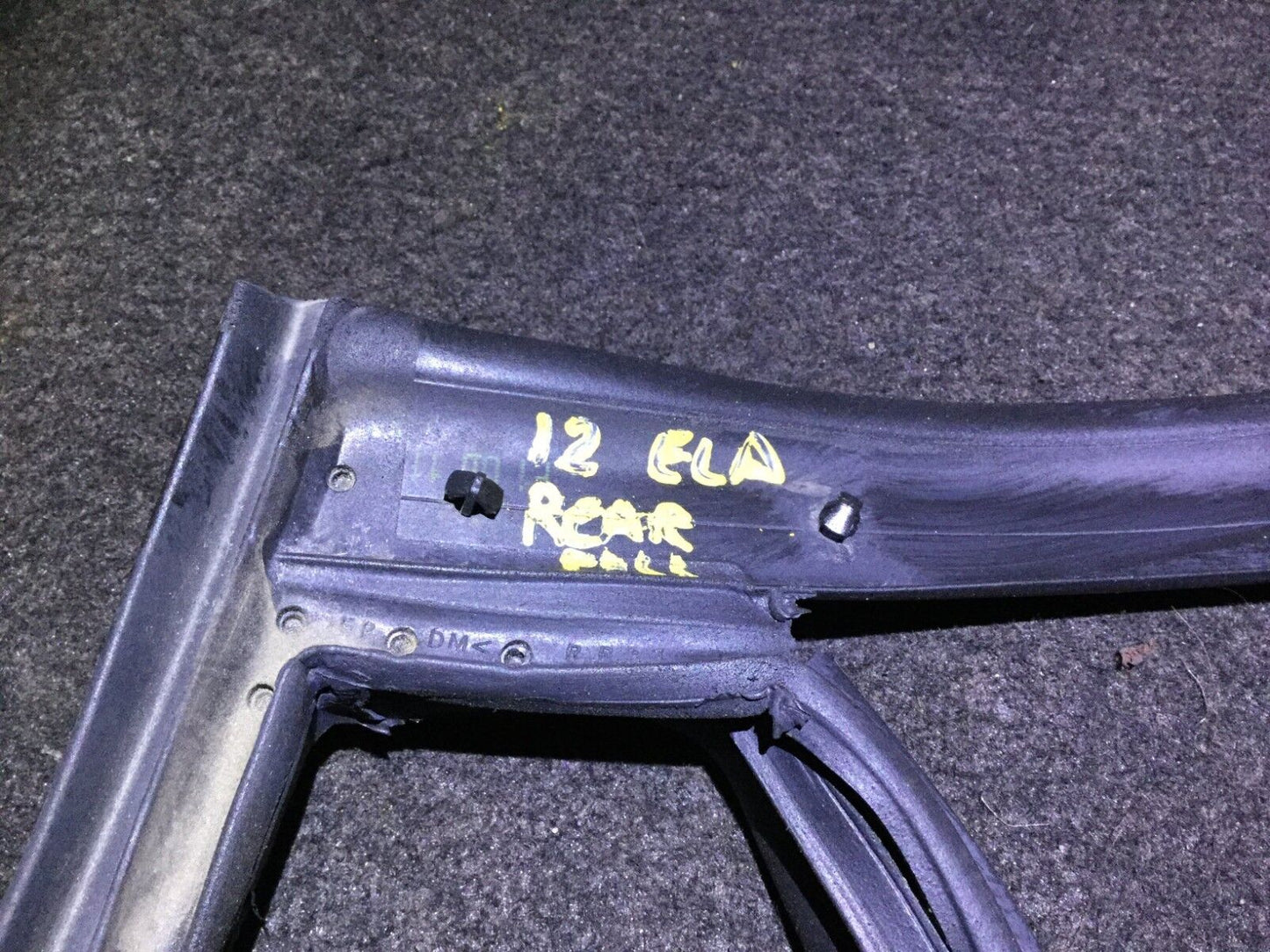 11 12 13 Hyundai Elantra Rear Passenger Outer Door Weatherstrip Seal OEM 47k