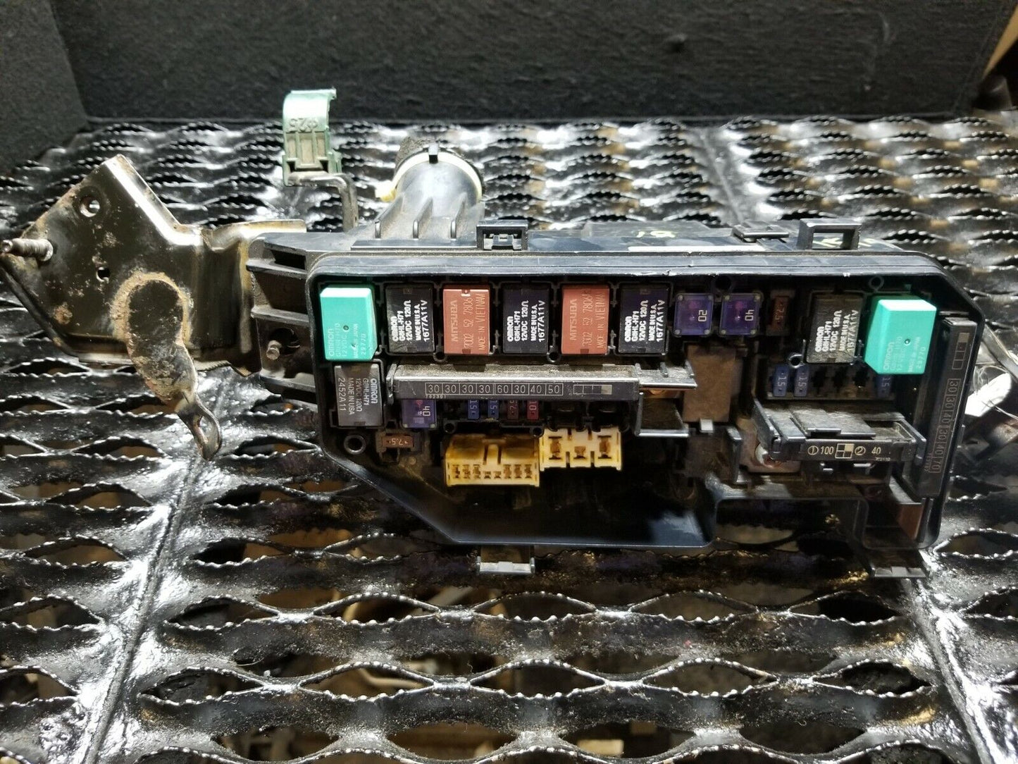 08 2008 Honda Accord 2.4l Fuse Relay Junction Box OEM #87