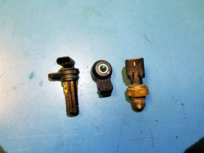 14 15 16 17 Jeep Cherokee 2.4l Camshaft Knock Oil Pressure Sensor 3pcs OEM