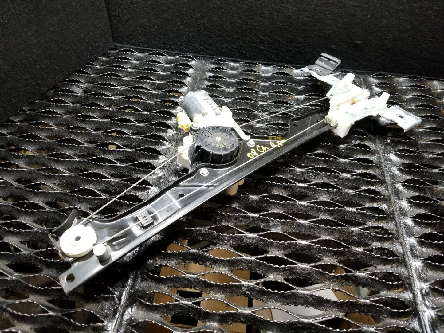06 07 08 09 10 Jeep Grand Cherokee Rear Left Driver Door Window Regulator OEM