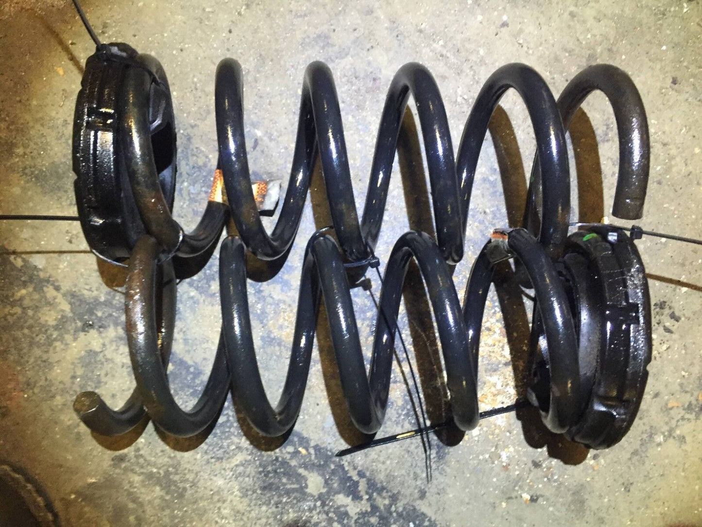 10 11 12 13 14 15 Chevy Equinox 3.0l Rear Coil Spring Pair OEM 62k Miles