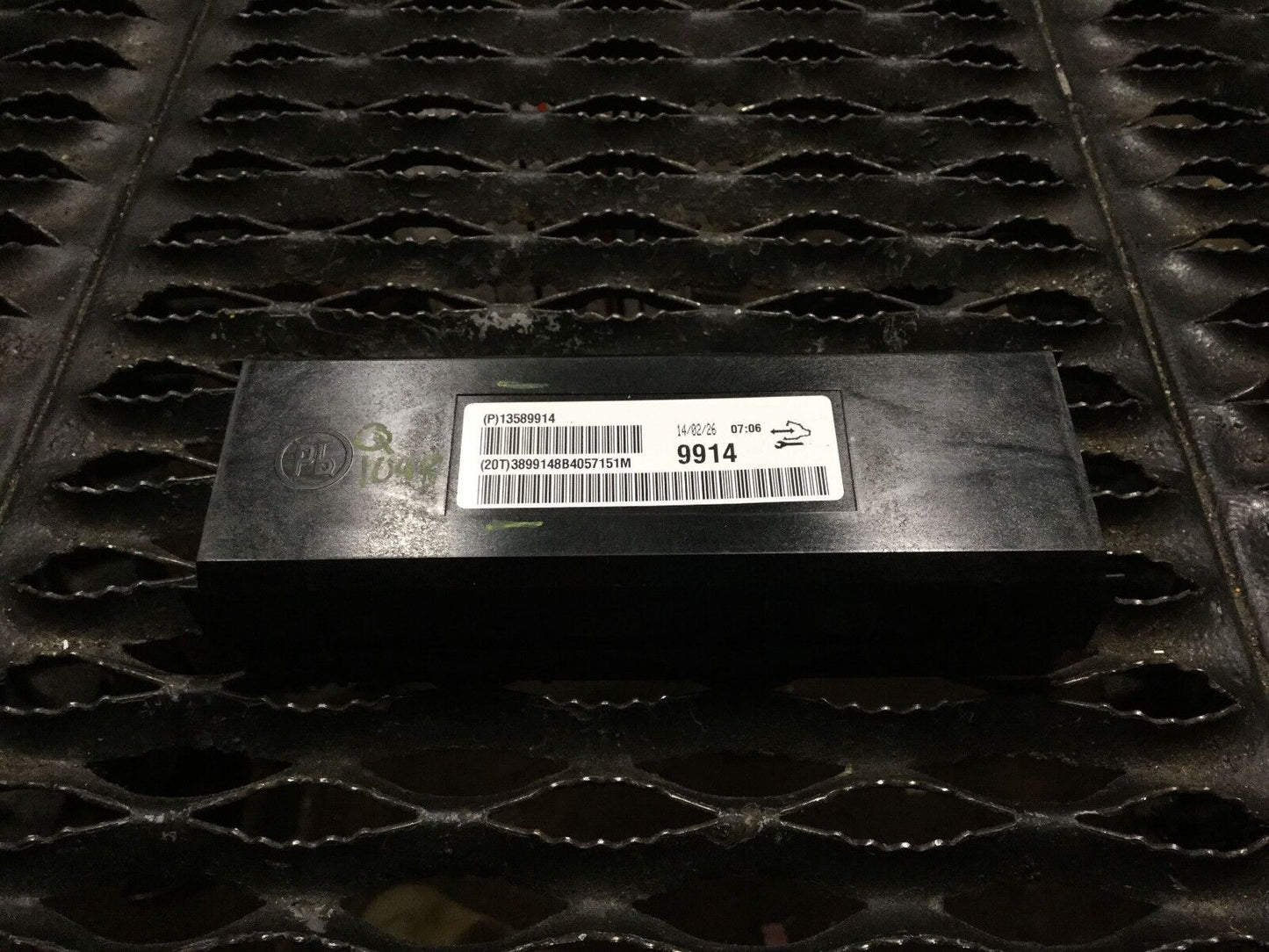 11 12 13 14 15 Chevrolet Cruze  Temperature Control Module 13589914 OEM