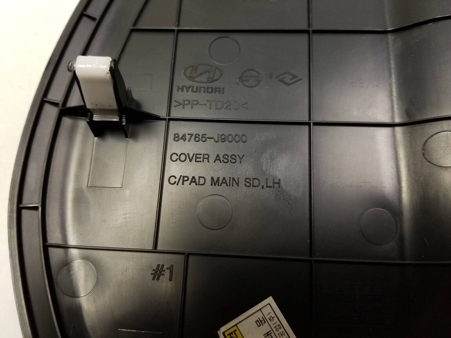 18-21 Hyundai Kona Dash End Cap Cover Trim Pair OEM 29k Miles