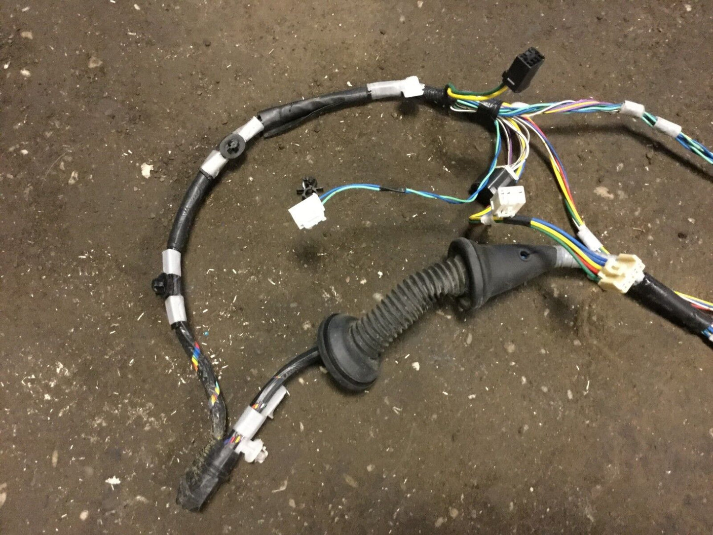 05 06 07 08 09 Toyota Prius Front Right  Passenger Door Wire Wiring Harness OEM