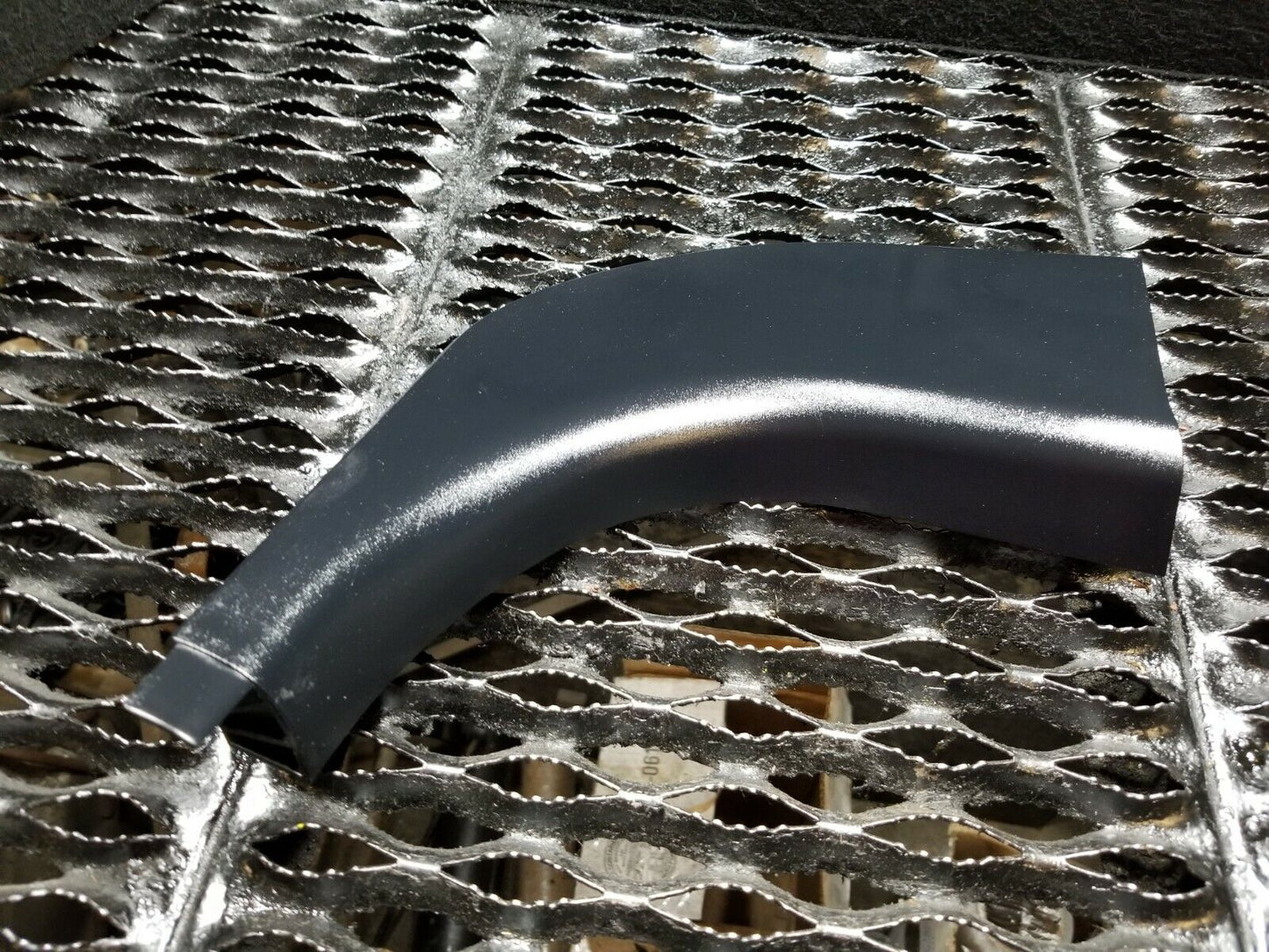 06 07 08 09 10 BMW 650i E63 Front Kick Panel Trim Passenger Side Right OEM