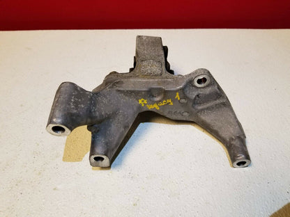 14 15 16 Subaru Forester 2.5l Engine Mount Bracket OEM 43k