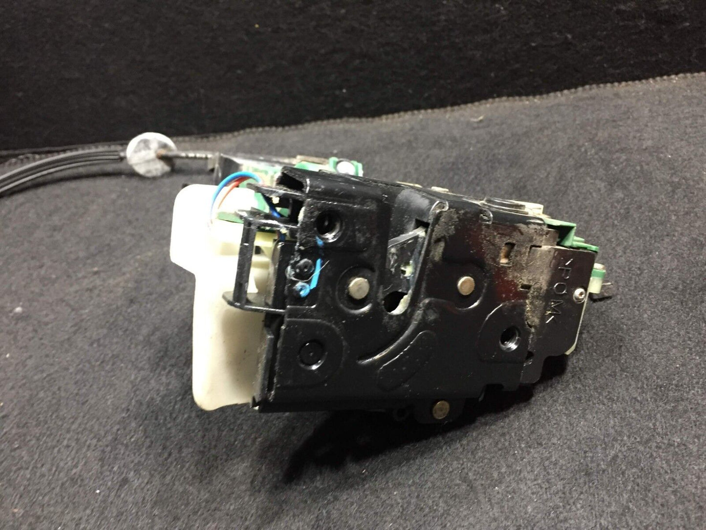 02 03 04 05 Volkswagen Passat Rear Right Door Lock Latch Actuator OEM D23