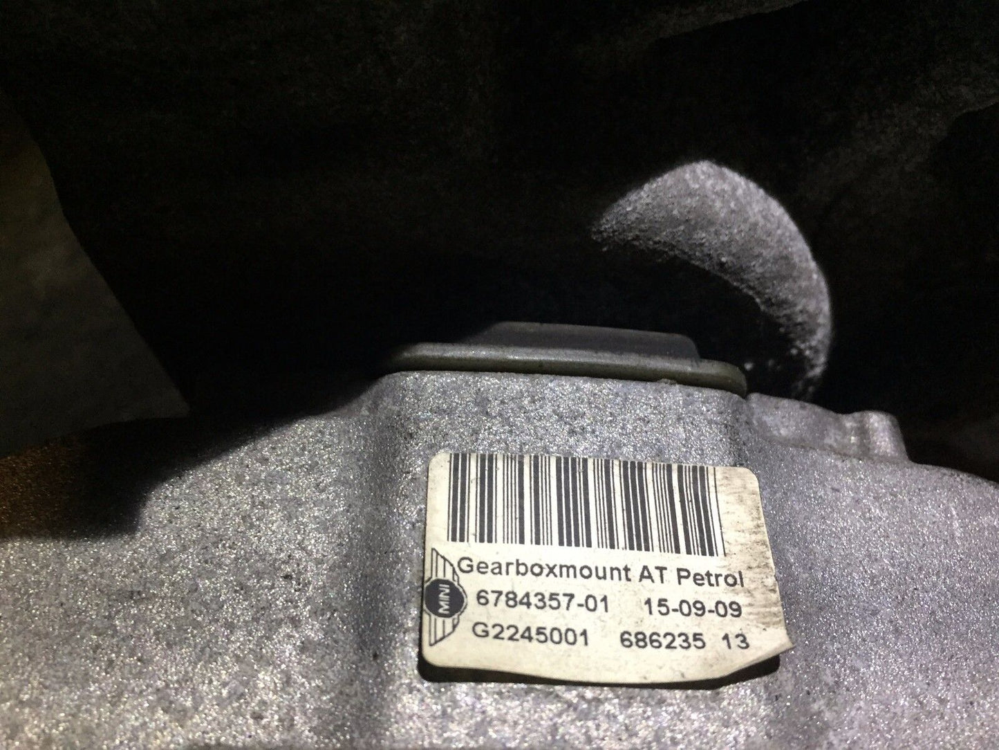 07 08 09 10 11 12 13 Mini Cooper Automatic Gearbox Suspension Bracket Mount OEM