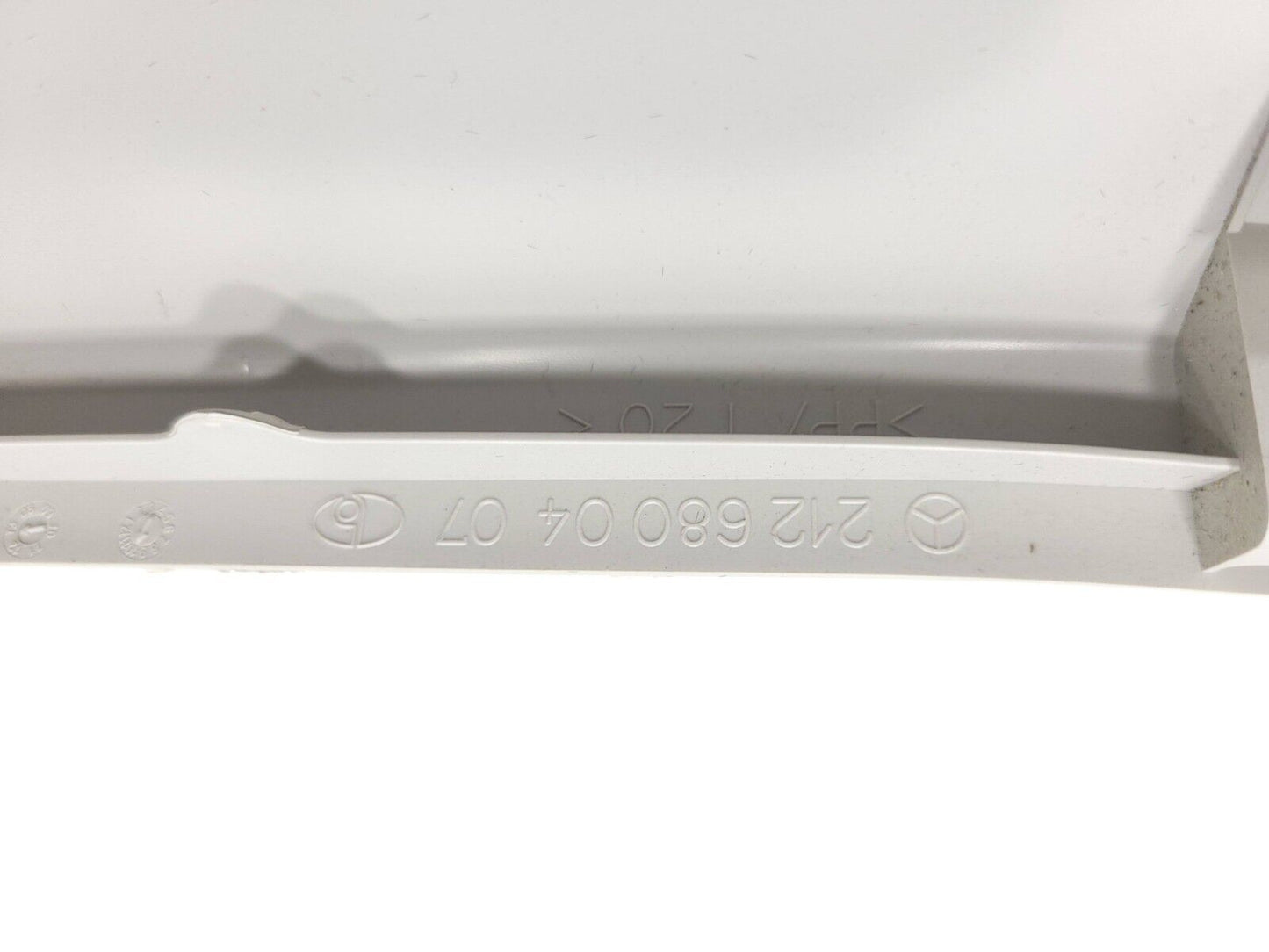 11 - 16 Mercedes E350 W212 Dash End Cap Cover Right Passenger Side OEM