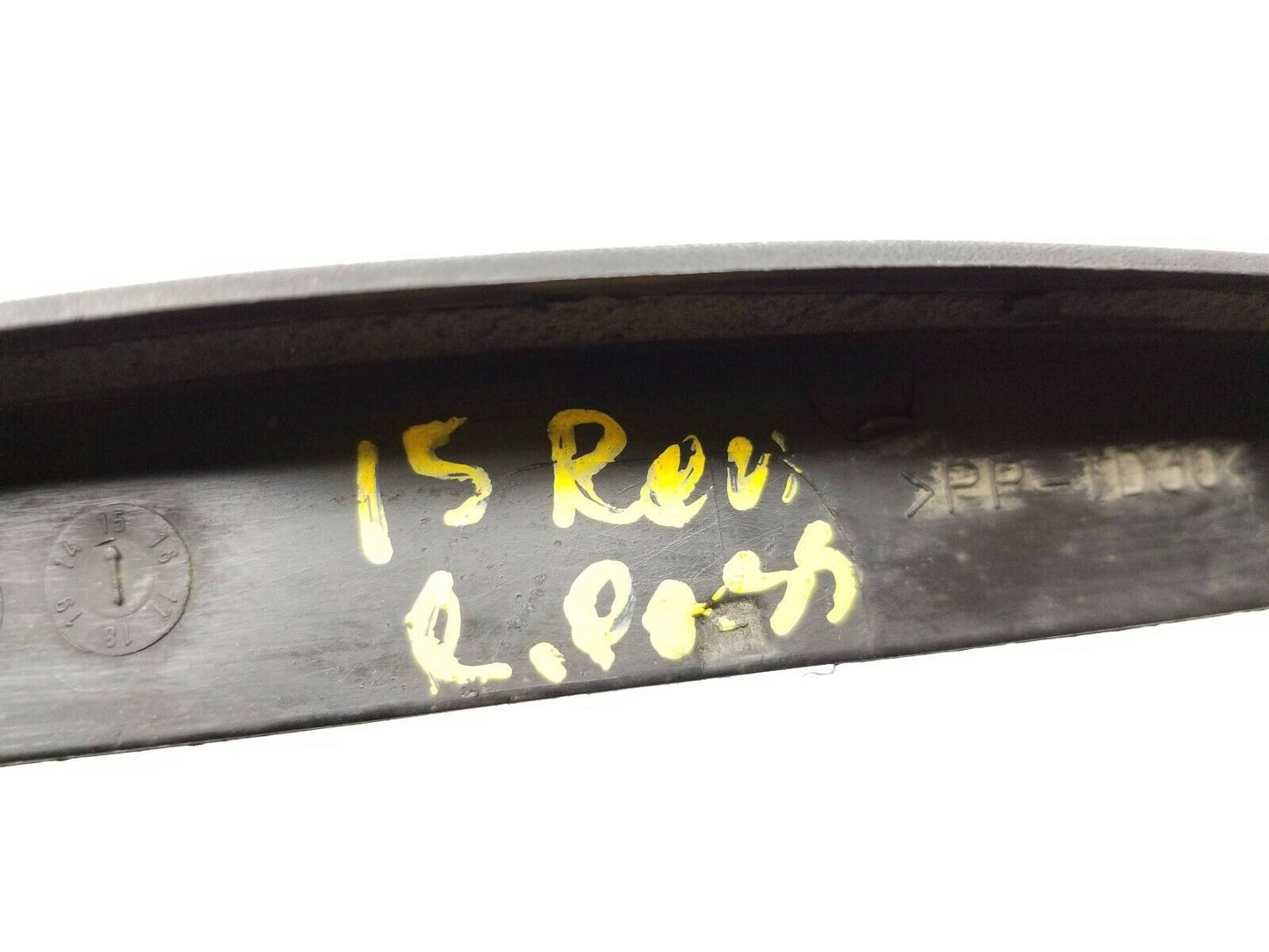 15 16 17 Jeep Renegade Rear Quarte Wheel Arch Molding Trim 2pcs OEM 62k