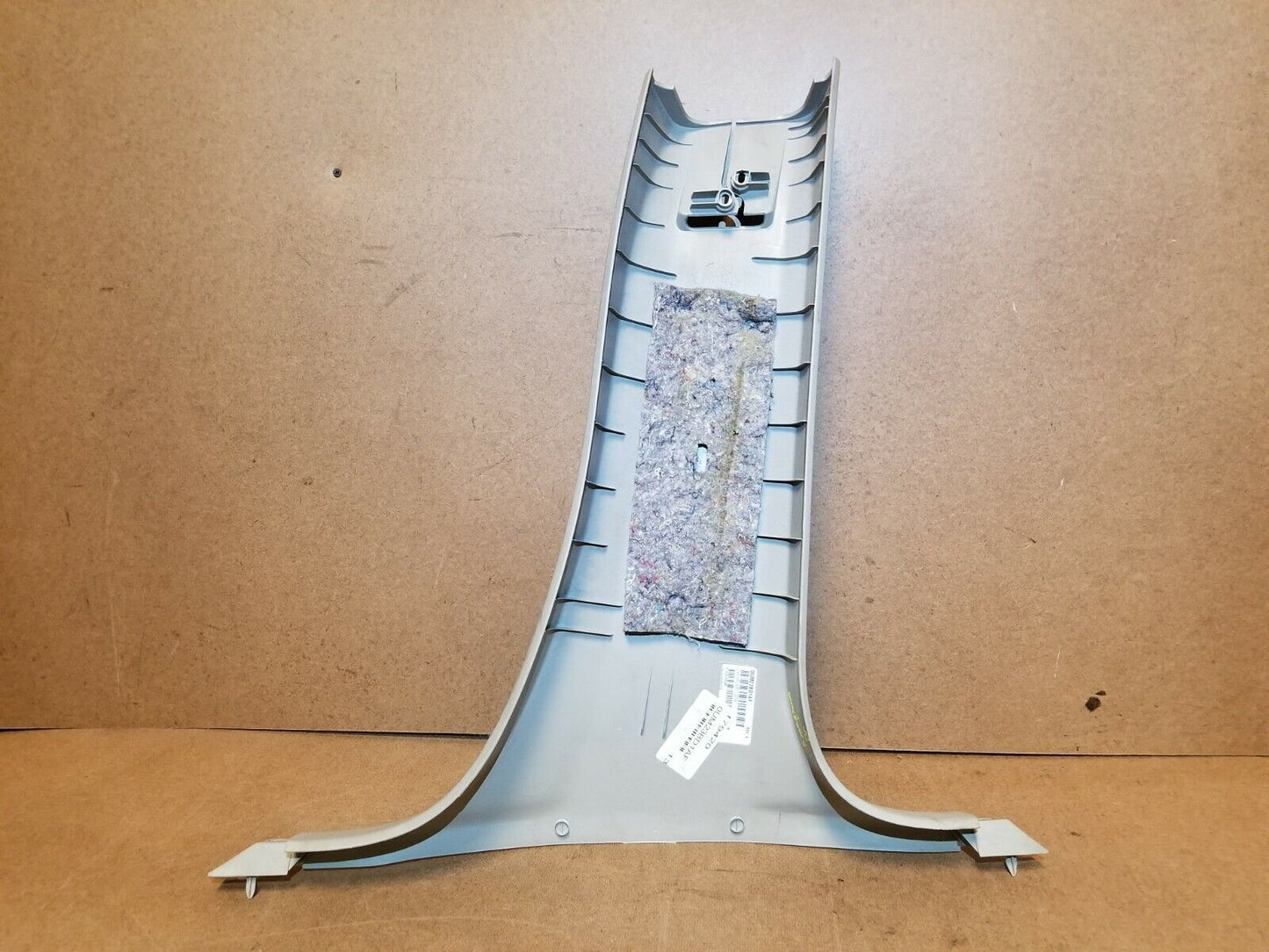 05 06 07 Dodge Magnum Left Driver Side B Pillar Lower Trim Cover OEM