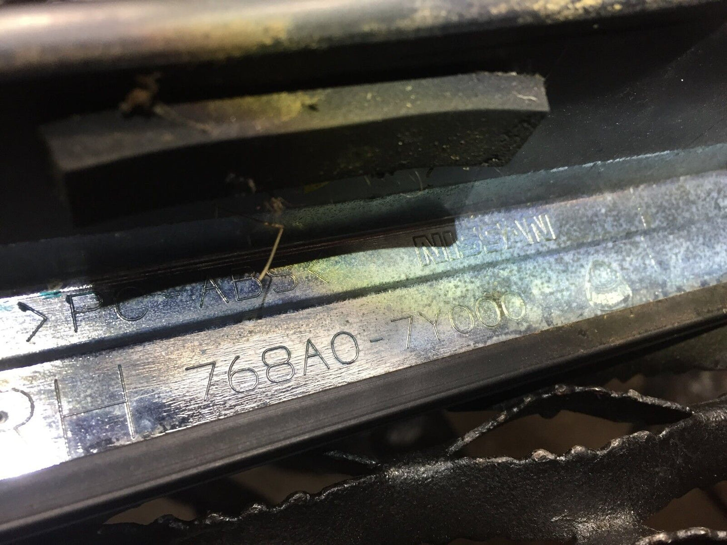 04 05 06 07 08 Maxima Right Pass Side Rear Back Quarter Panel Trim Molding OEM