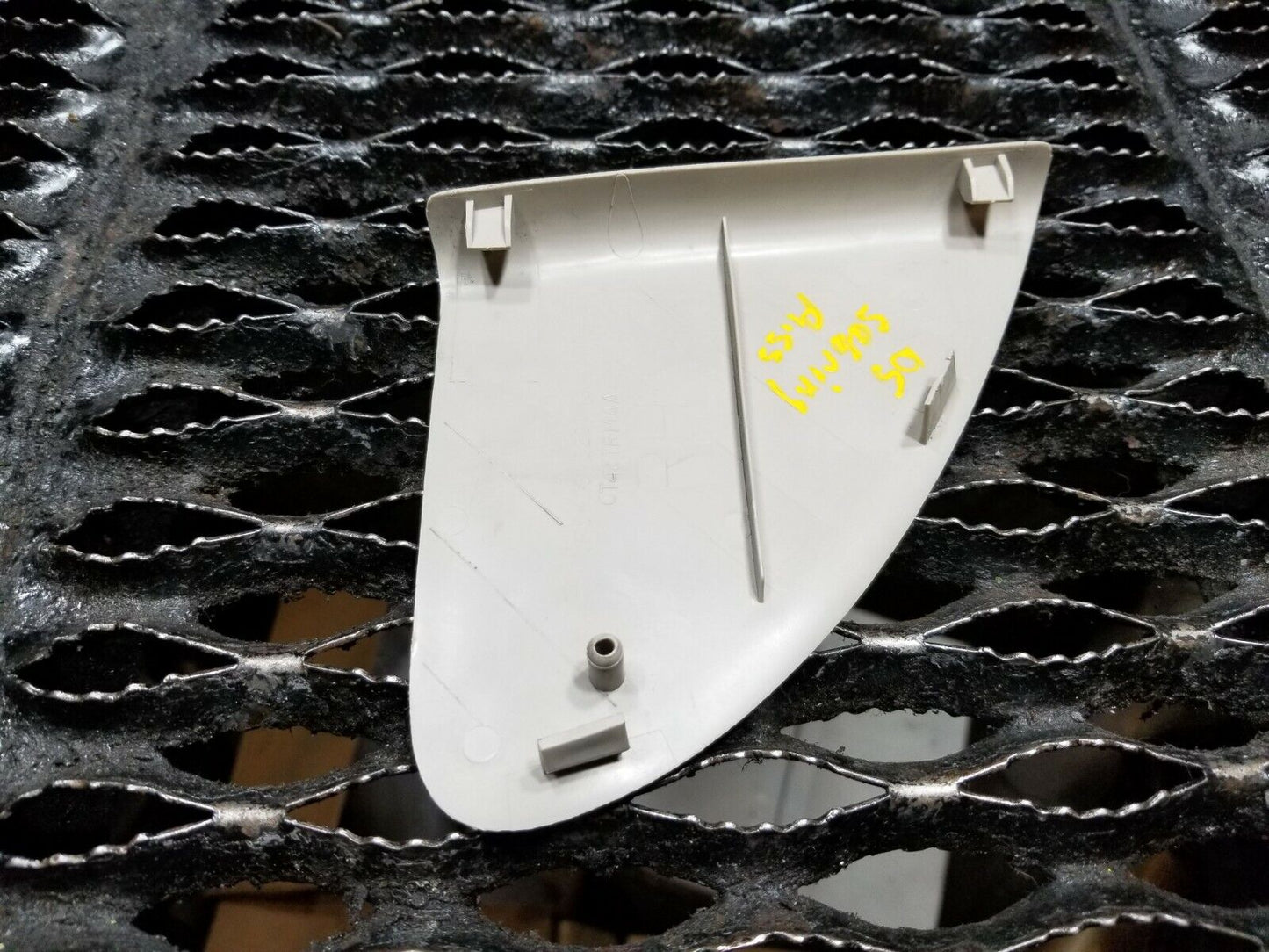 04 05 06 Chrysler Sebring Convertible Right Pass Side Trim Cap Cover Corner OEM