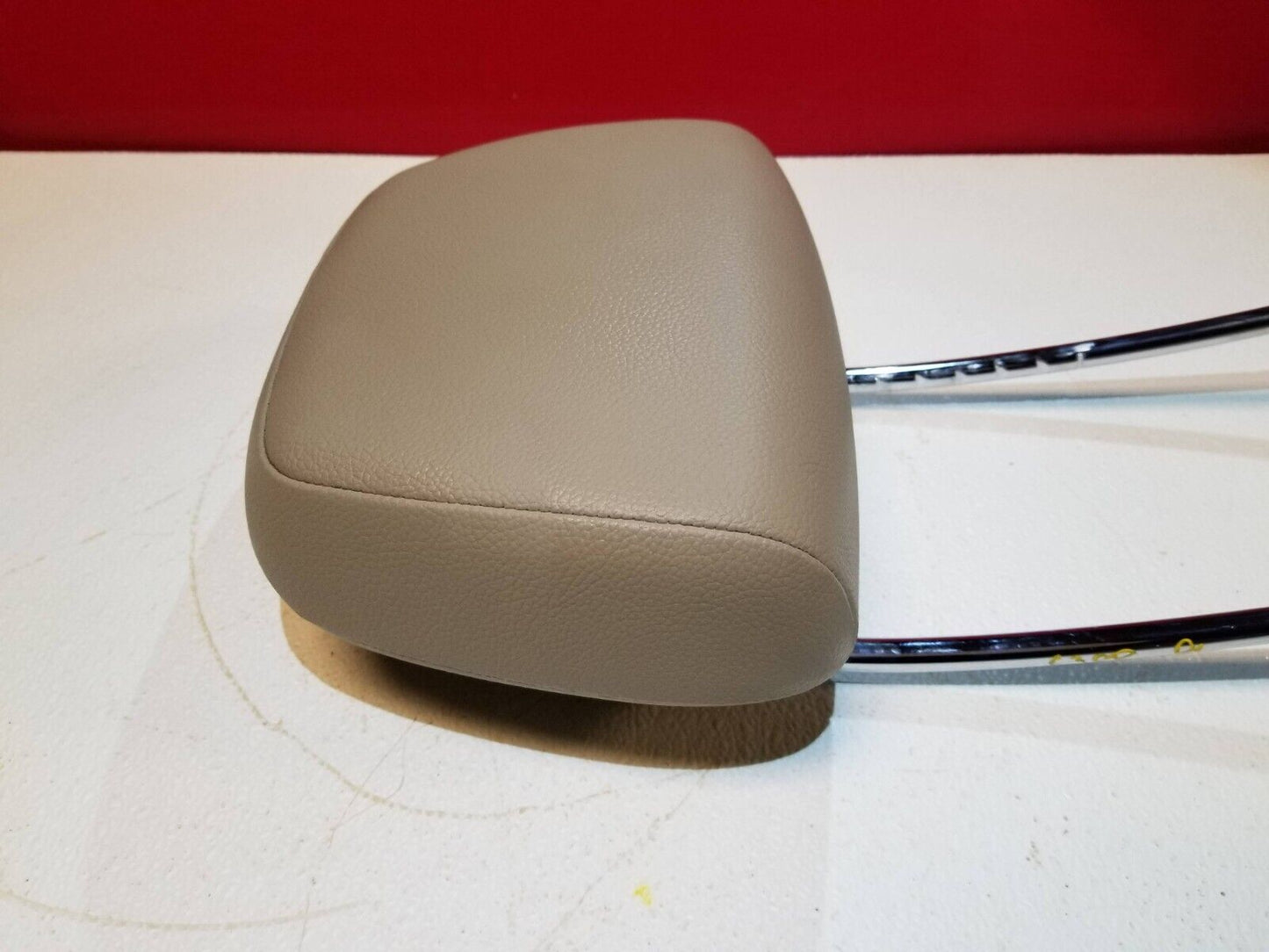12 13 14 Mercedes-benz C300 Front Left Driver Seat Headrest OEM