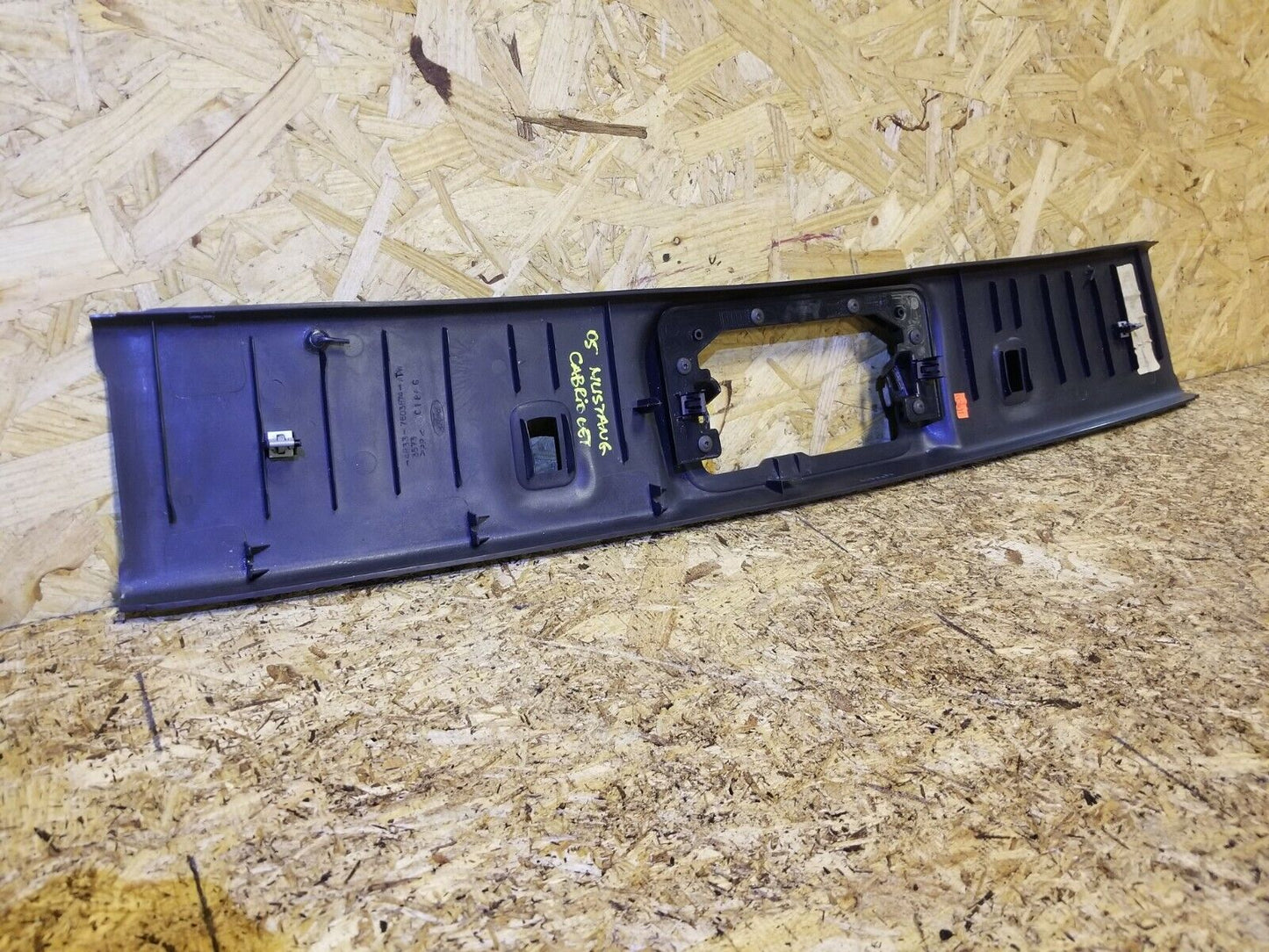 05 06 07 08 09 Ford Mustang Convertible Front Roof Trim Cover Panel OEM