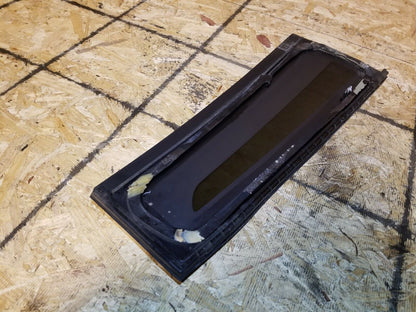 05-10 Honda Odyssey Glass Sliding Door Right Pass Side Middle Vent Window
