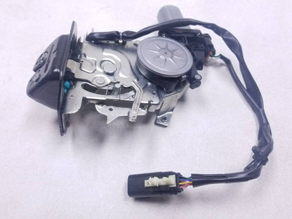 2017 - 2019 Lincoln MKT Rear Trunk Lid Lock Latch Actuator Motor OEM