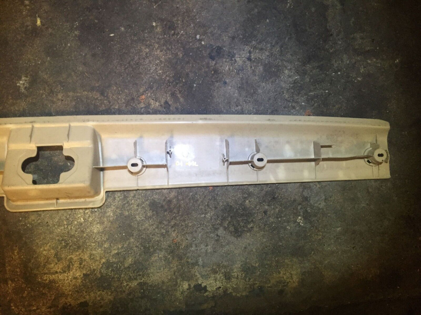 98 99 00 01 Mercedes W163 Ml320 Trunk Lower Trim Panel Cover Plate Tan OEM D34