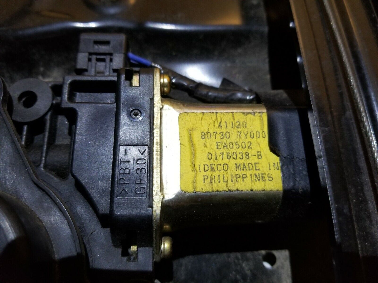 04 05 06 07 08 Nissan Maxima Front Pass Door Window Regulator Panel OEM #107