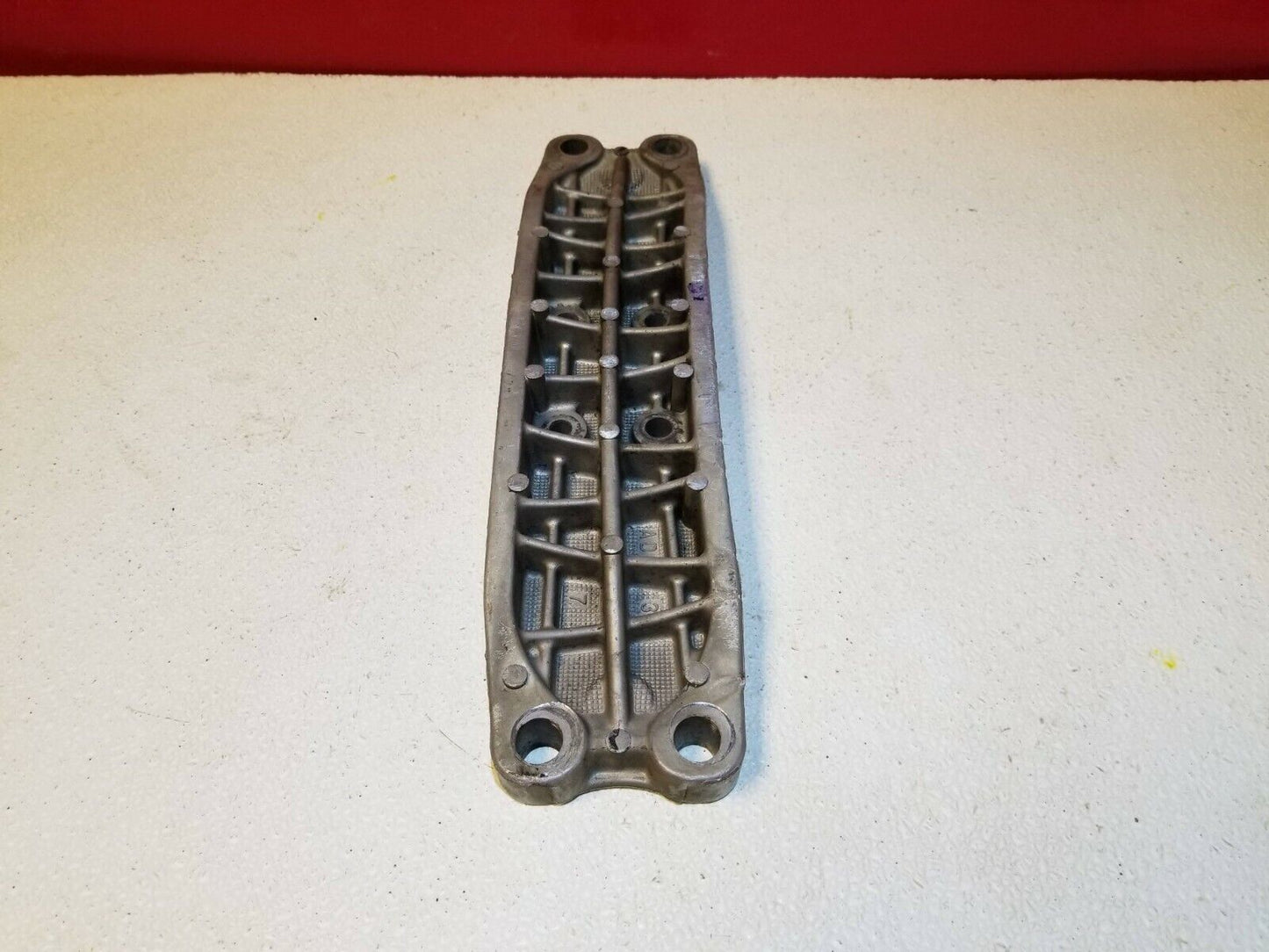 00 01 02 03 04 05 Lexus GS300 Automatic Transmission Mount Bracket OEM