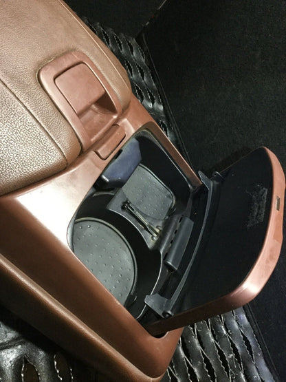 07 08 09 10 11 12 Hyundai Veracruz Rear Seat Limited Leather Armrest OEM