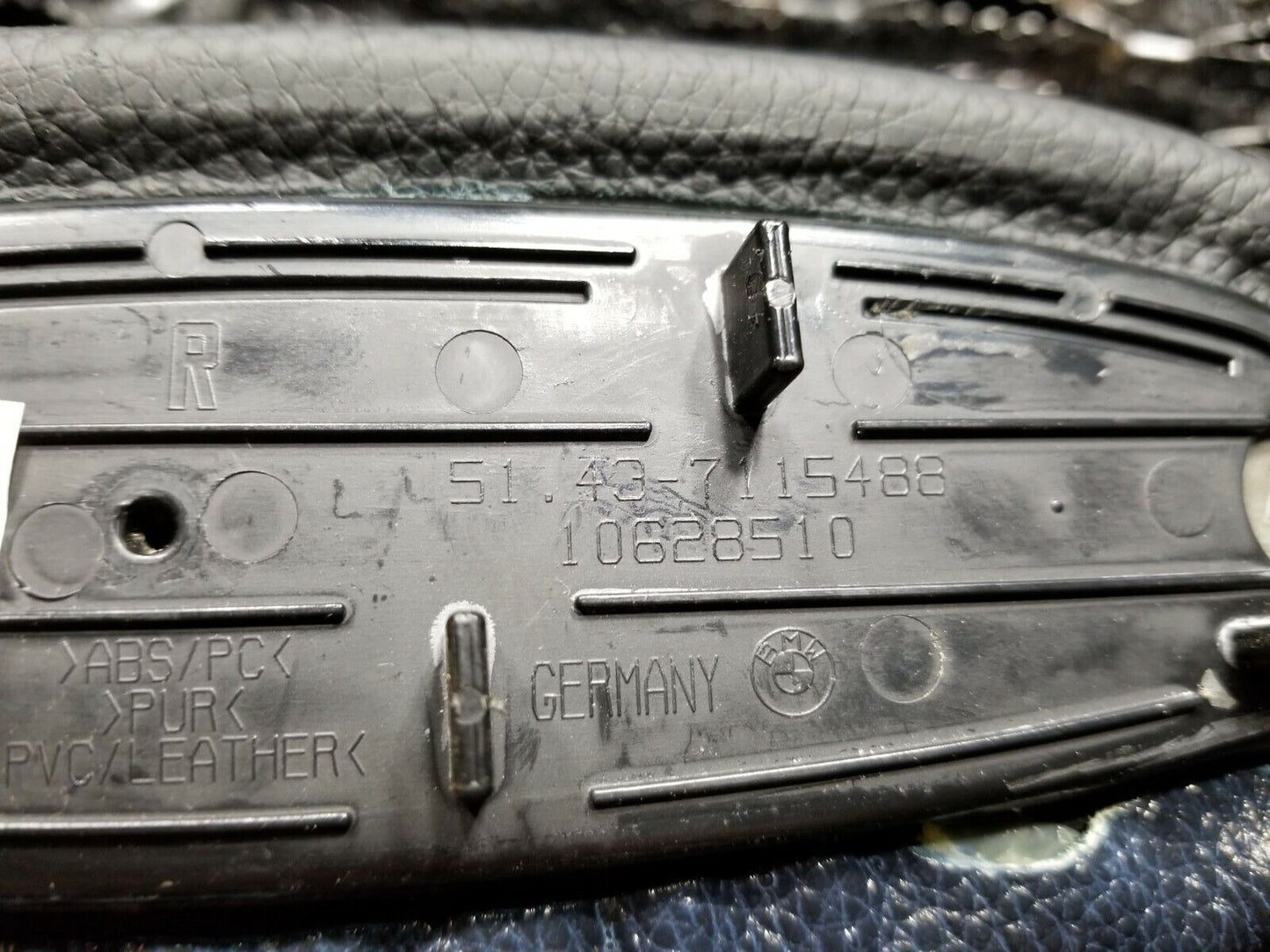 06 07 08 09 10 BMW 650i E63 Rear Armrest Cover Driver Side Left 7115488 OEM